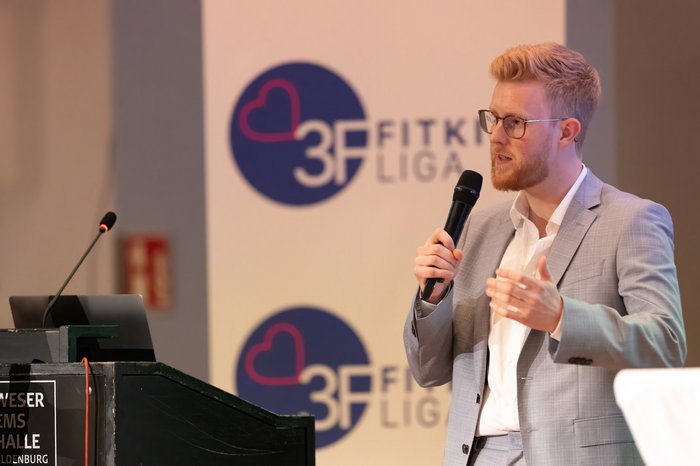 Dr. Bastian Schrader